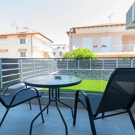 Ireon Luxury By Rentalspro - Halkidiki Apartmán *