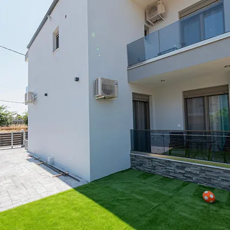 Ireon Luxury By Rentalspro - Halkidiki Apartmán *