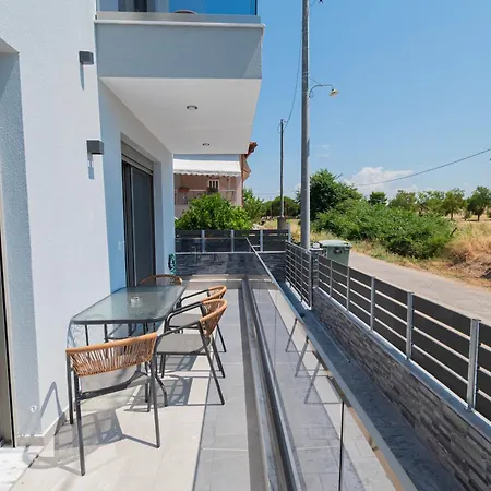 Ireon Luxury By Rentalspro - Halkidiki Apartmán *