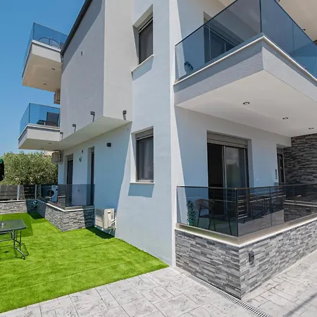 Ireon Luxury By Rentalspro - Halkidiki *