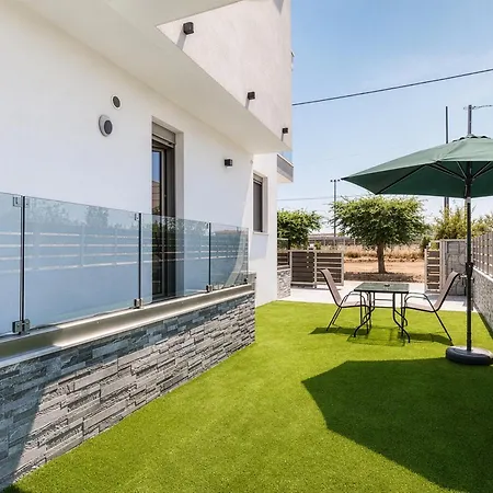Ireon Luxury By Rentalspro - Halkidiki Apartmán