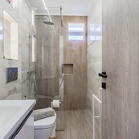 Ireon Luxury By Rentalspro - Halkidiki *